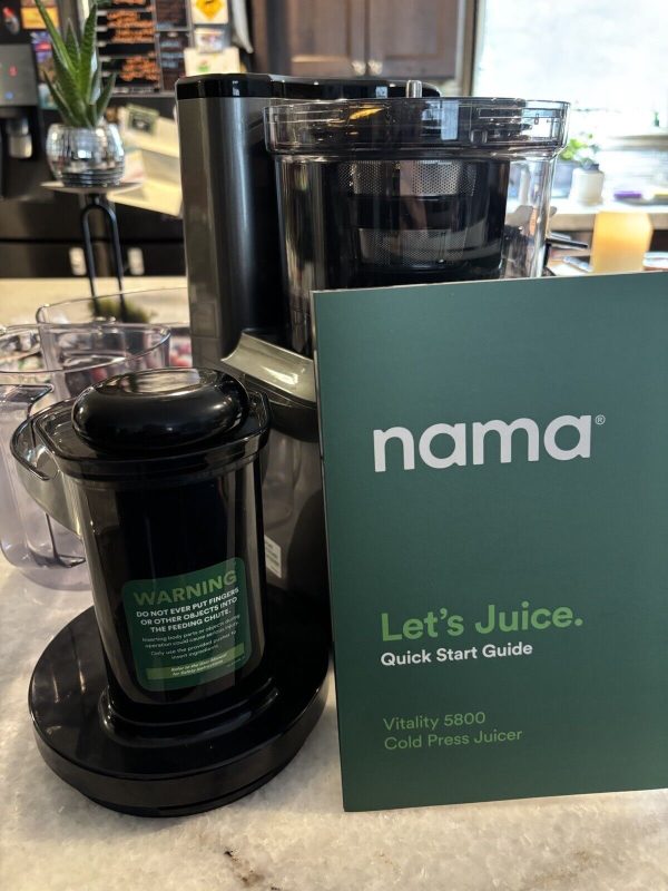 Nama J1 Cold Press Juicer Vitality 5800 used once Works Perfectly