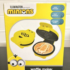 Uncanny Brands Minions Kevin Waffle Maker