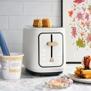 🌞 🌞Beautiful 2 Slice Toaster with Touch-Activated Display, White Icing by Drew