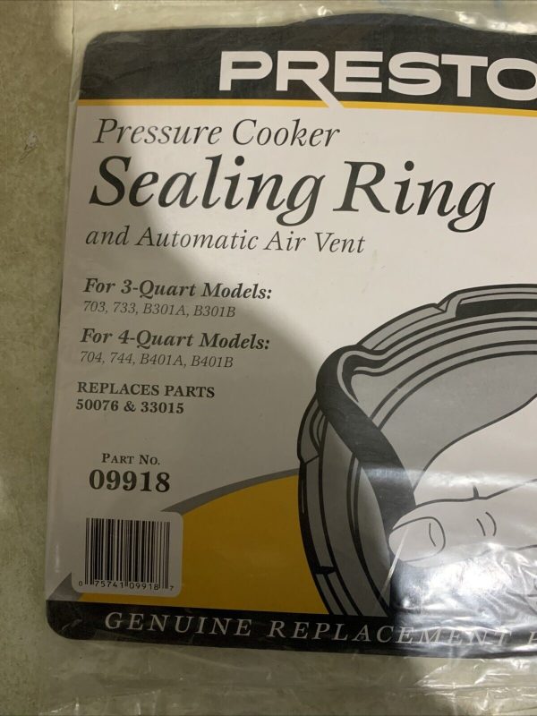 Presto Sealing Ring Automatic Air Vent for 3 & 4 Quart Pressure Cookers. 09918.