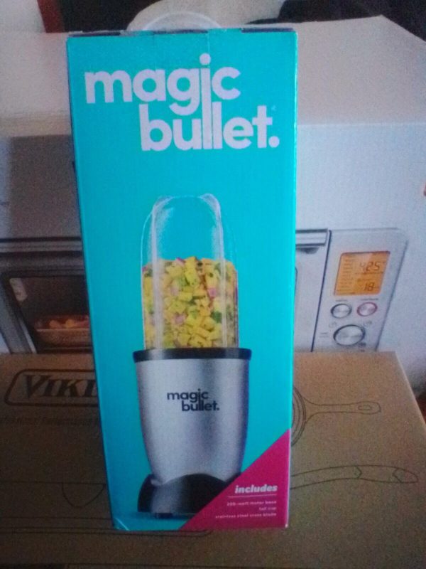 Magic Bullet Blender 250-Watt Motor Base – Silver / Black