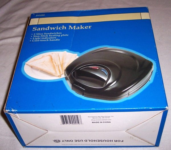 Electric Sandwich Maker Black Snack Maker Non-stick Heating Plates JS3288 NEW