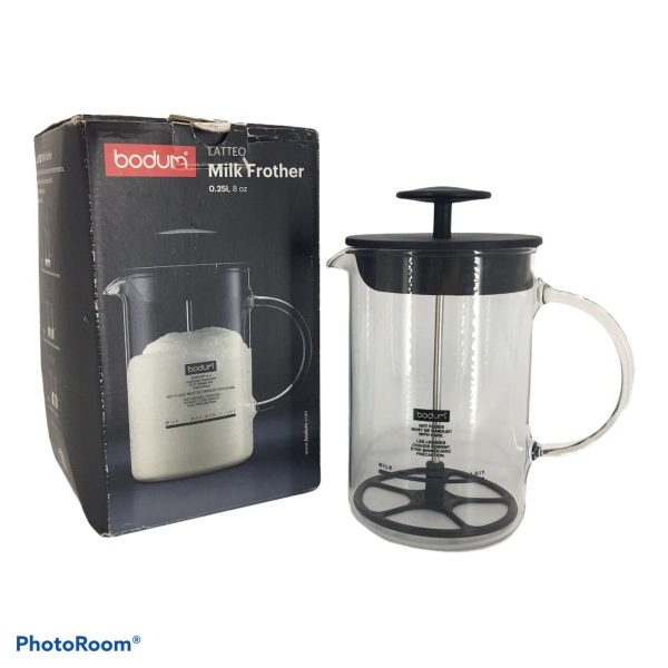 Bodum Latteo 1446 Manual Milk Frother, 8 oz. Use for Cocktails & Dressings Too