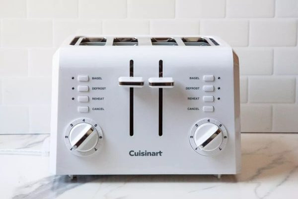 Cuisinart 4 Slice Compact Plastic Toaster CPT-142P1