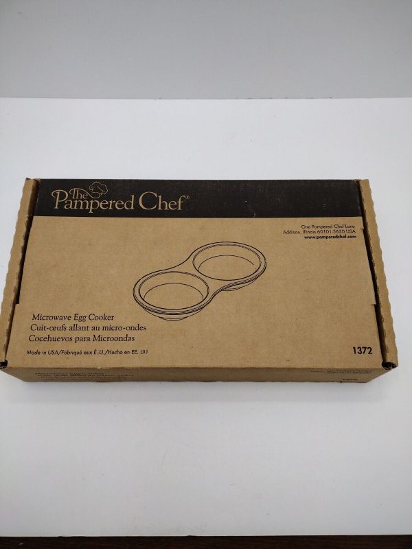 The Pampered Chef Stoneware Microwave Double Egg Cooker #1372 New . Made in USA