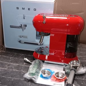 Smeg, Retro Style Manual Espresso Coffee Machine, Red, ECF01RDUS.