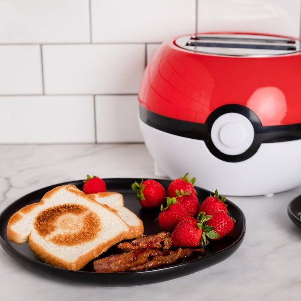 Uncanny Brands Pokemon Pokeball Halo Toaster