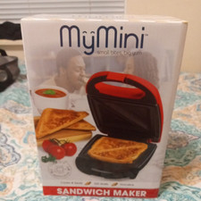 Nostalgia My Mini Sandwich Maker Red, Great Gift, Quick and Easy. New in  Box.