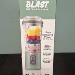 Ninja Blast Portable Blender, 18 oz, Brand New in Box, Blending Power on the Go