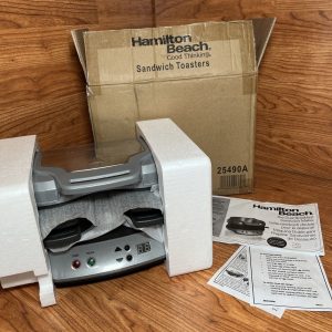 Hamilton Beach Dual Breakfast Sandwich Maker with Timer, Silver (25490A)