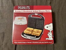 PEANUTS Snoopy & Woodstock Grilled Cheese Maker (New)