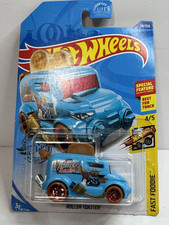 Hot Wheels Blue Roller Toaster Fast Foodie 4/5 Car 39/250 NEW IN PACKAGE