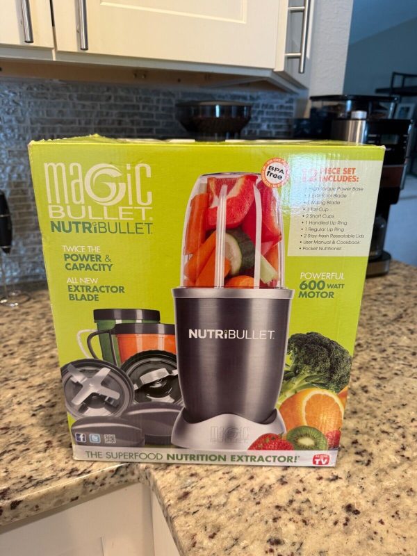 NutriBullet Magic Bullet Shake 600W Smoothie Blender 12 Piece Set