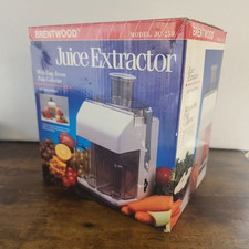 Brentwood Juice Extractor JC-250 w/ Pulp Collector 300 W Juicer Machine Unused