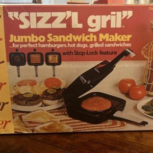 Vintage Oster SIZZ’L GRIL Jumbo Sandwich Maker Grill 1976 NIB Model 720-01