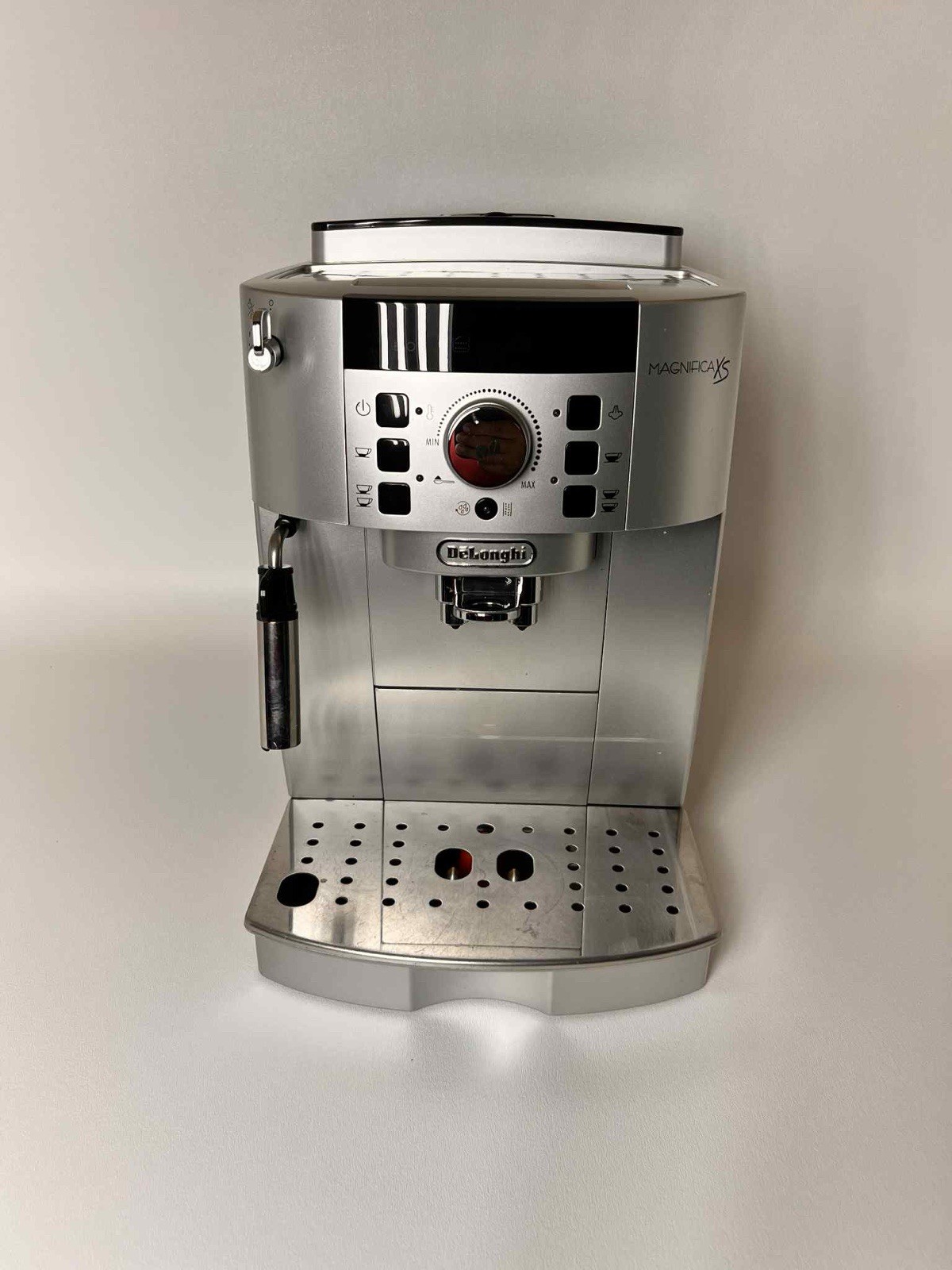 DeLonghi ECAM22110SB Magnifica XS Bean-To-Cup Espresso Maker