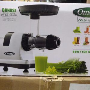 OMEGA MM900HDS Low Speed Cold Press 365 Masticating Celery Juicer