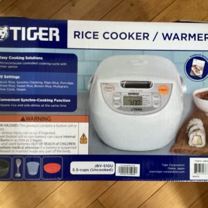 Tiger JBV-10CU Rice Cooker 5.5 Cup brand new