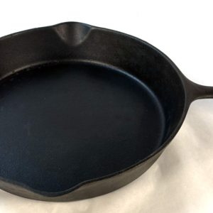 Vintage No. 8 Cast Iron Skillet with Double Pour Spouts Diameter